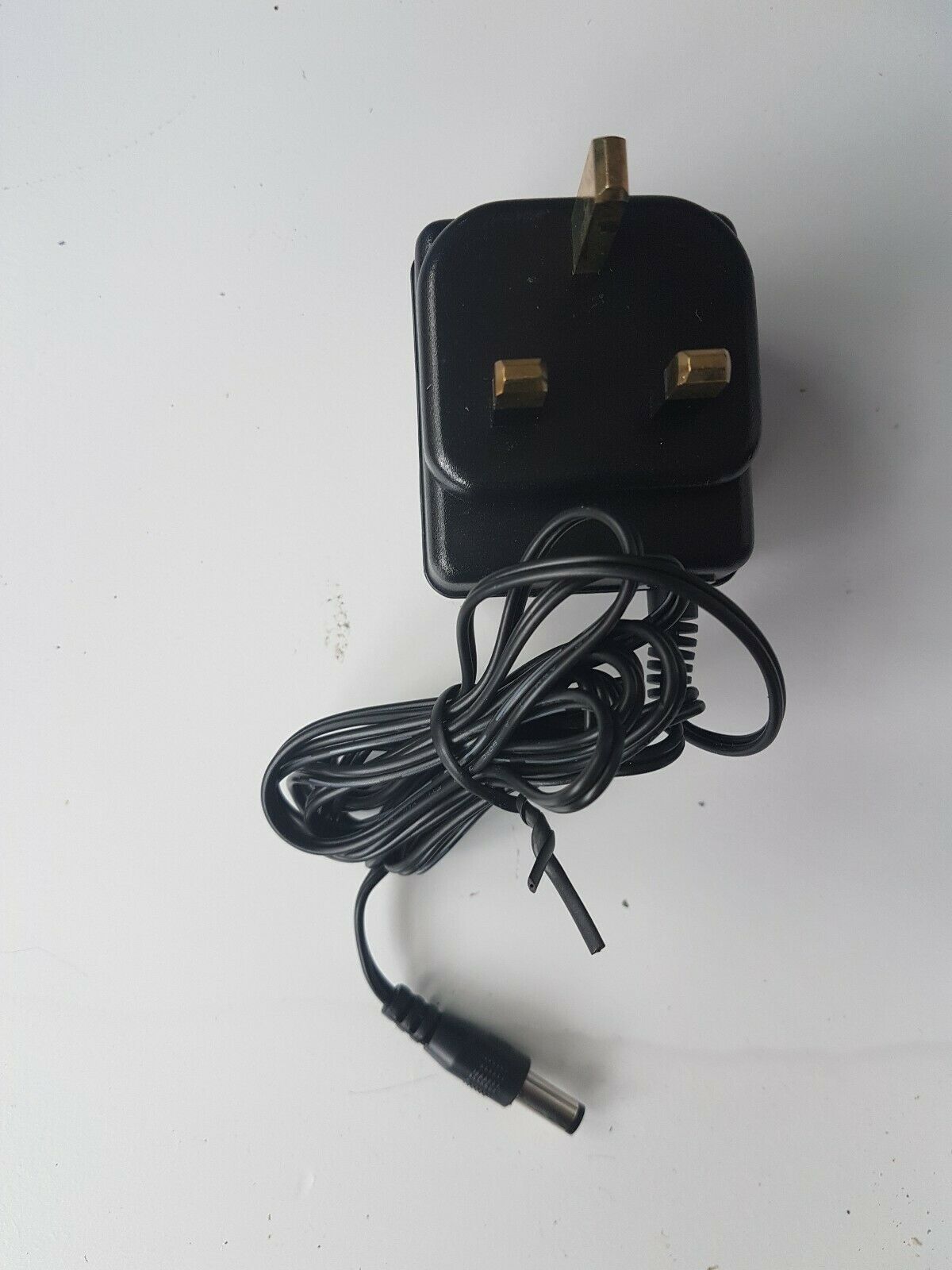 DIRECT PLUG-IN TRANSFORMER UNIT AC ADAPTOR 9V 200mA UK PLUG Unit Type: Unit Nominal Current Rating: 200 mA Brand: DIRECT PLUG-IN TRANSFORMER UNIT AC ADAPTOR 9V 200mA UK PLUG Unit Type: Unit Nominal Current Rating: 200 mA Brand: