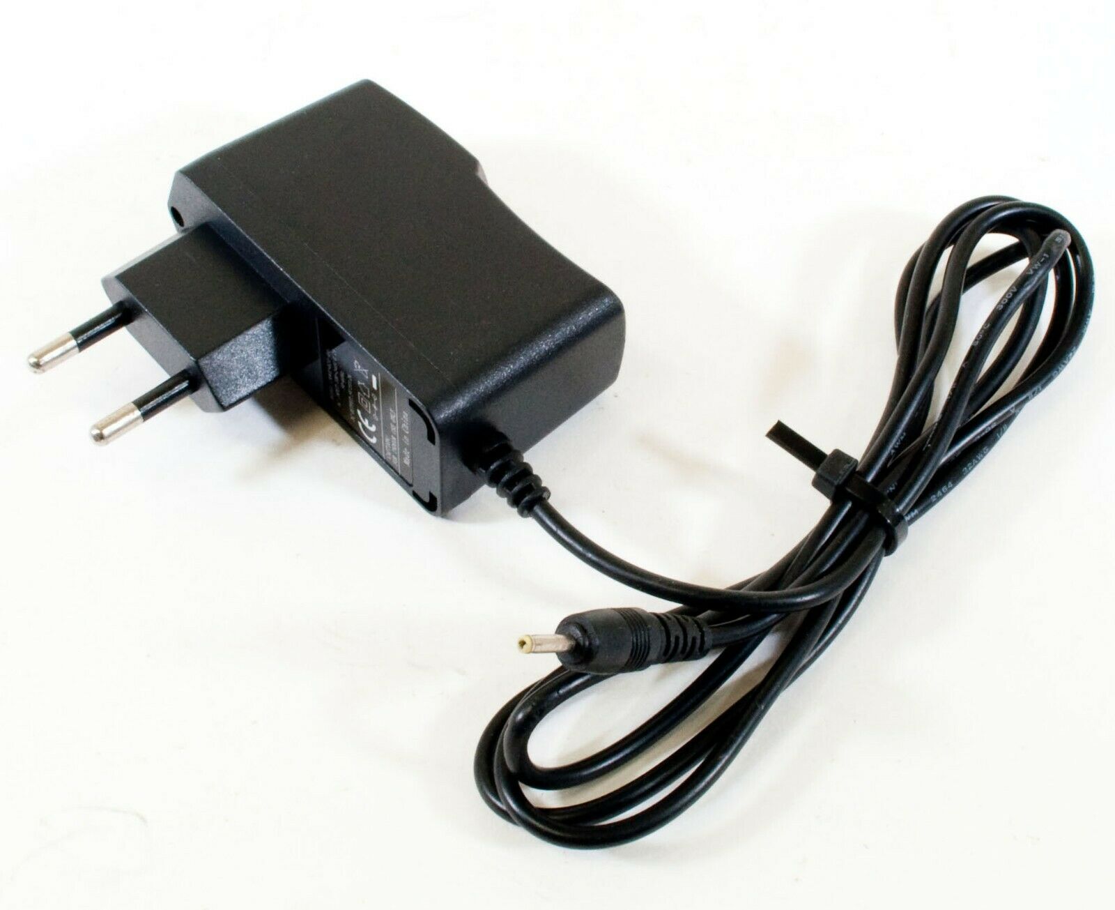 CMW05020-001 AC Adapter 5V 2A Original Power Supply Europlug Output Current: 2 A Voltage: 5 V Unit Type: Unit Model: CMW05020-001 AC Adapter 5V 2A Original Power Supply Europlug Output Current: 2 A Voltage: 5 V Unit Type: Unit Model: