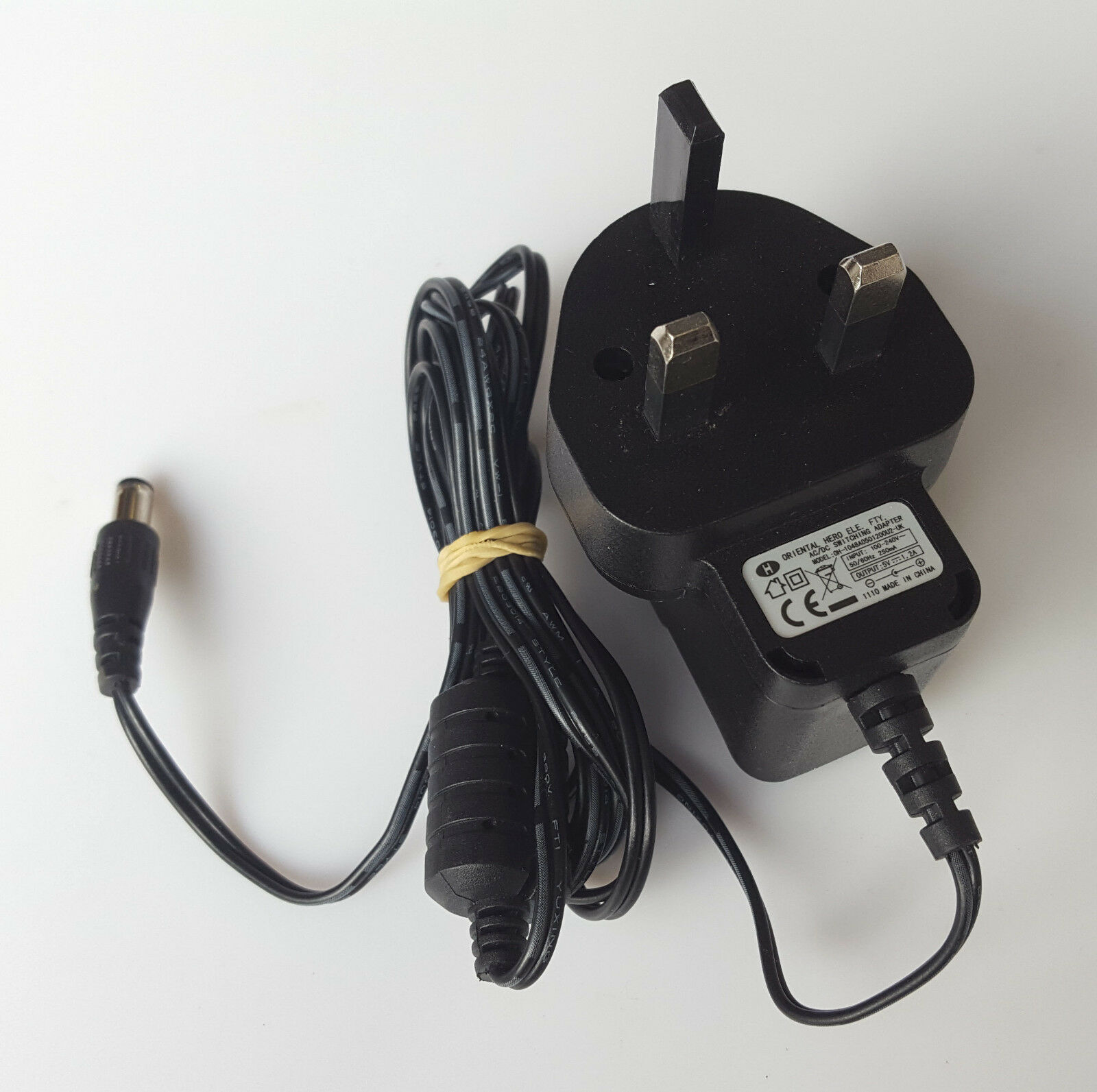 HERO AC/DC SWITCHING POWER SUPPLY 0H-1048A0501200U2-UK 5V 1.2A UK PLUG Country/Region of Manufacture: China Output Vol HERO AC/DC SWITCHING POWER SUPPLY 0H-1048A0501200U2-UK 5V 1.2A UK PLUG Country/Region of Manufacture: China Output Vol