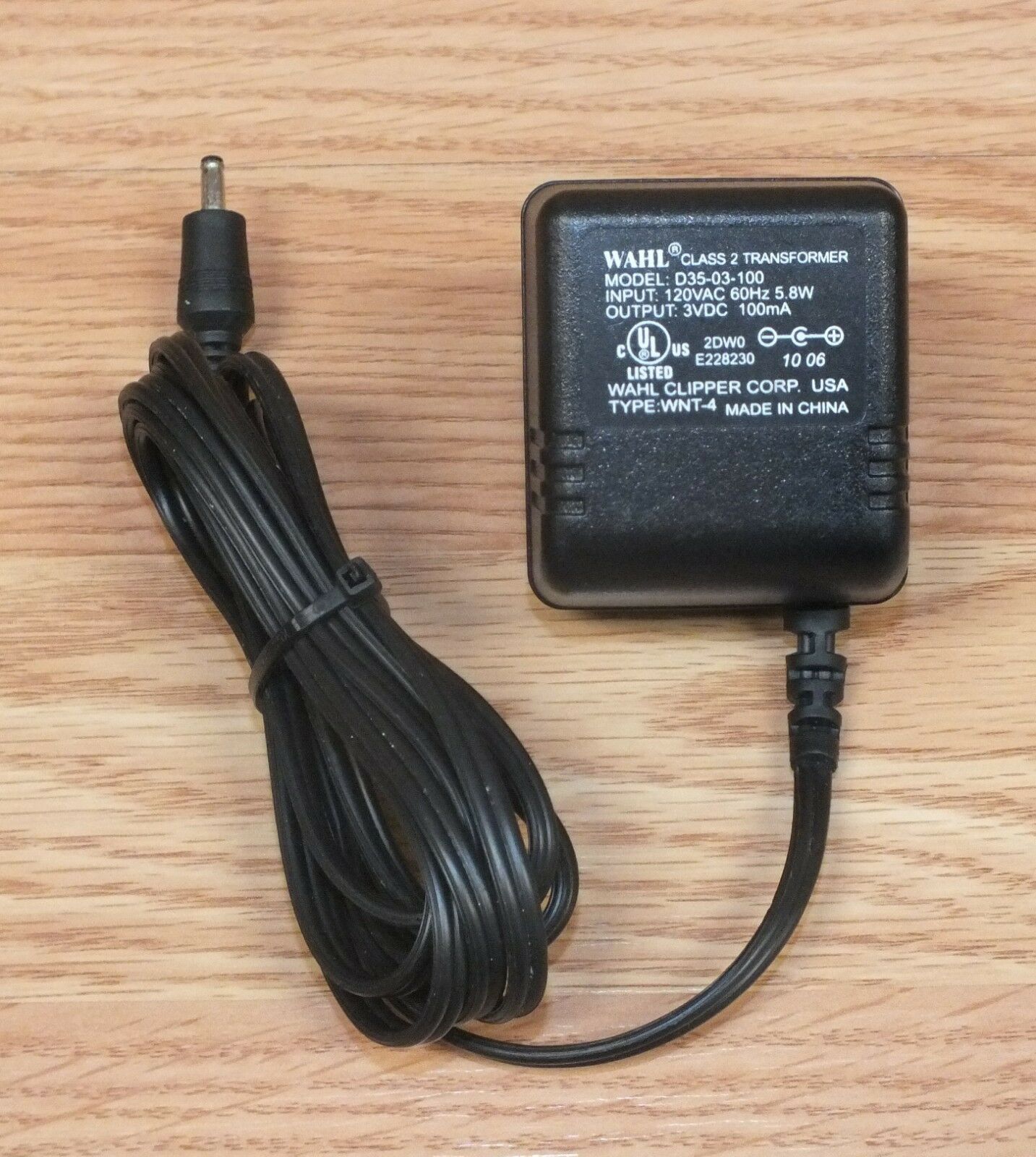 WAHL (D35-03-100) 3VDC 100mA Class 2 Transformer Power Supply / AC Adapter Country/Region of Manufacture: China Type: C WAHL (D35-03-100) 3VDC 100mA Class 2 Transformer Power Supply / AC Adapter Country/Region of Manufacture: China Type: C