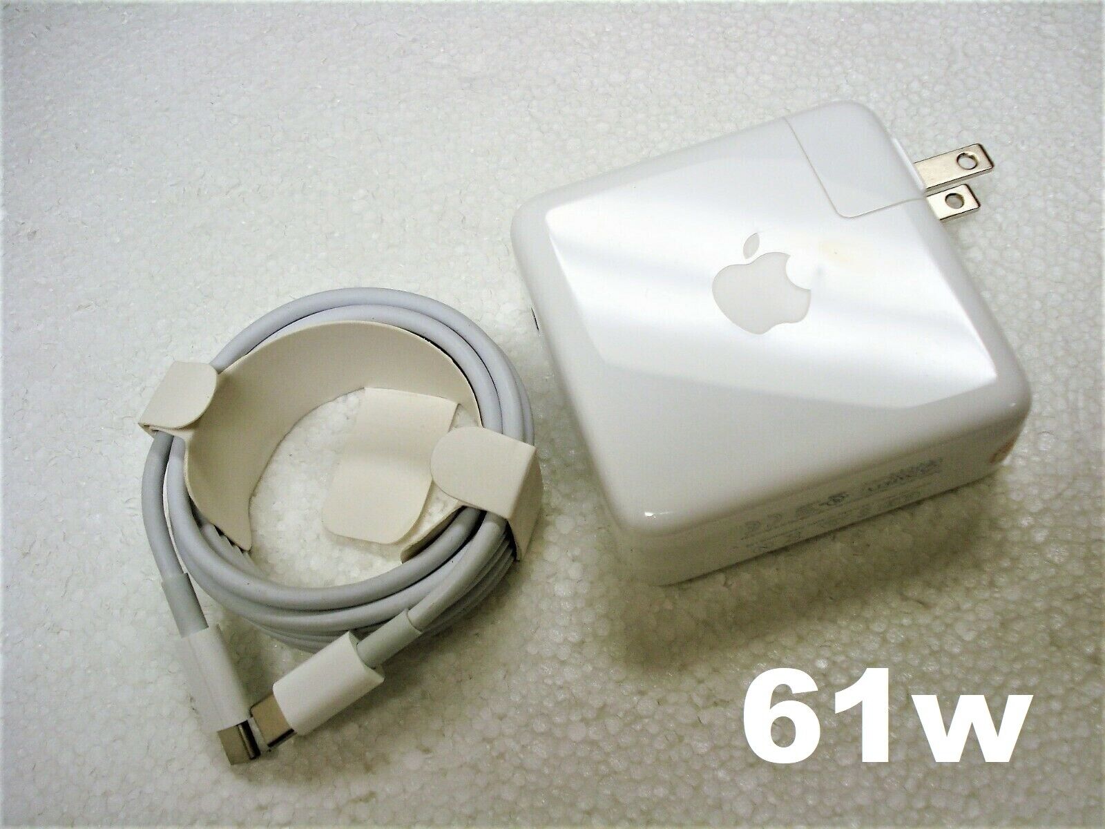OEM 2017 2018 2019 APPLE 13" MacBook Pro Touch Bar AC Adapter Charger A1718 Compatible Brand Genuine Original APPLE Par OEM 2017 2018 2019 APPLE 13" MacBook Pro Touch Bar AC Adapter Charger A1718 Compatible Brand Genuine Original APPLE Par