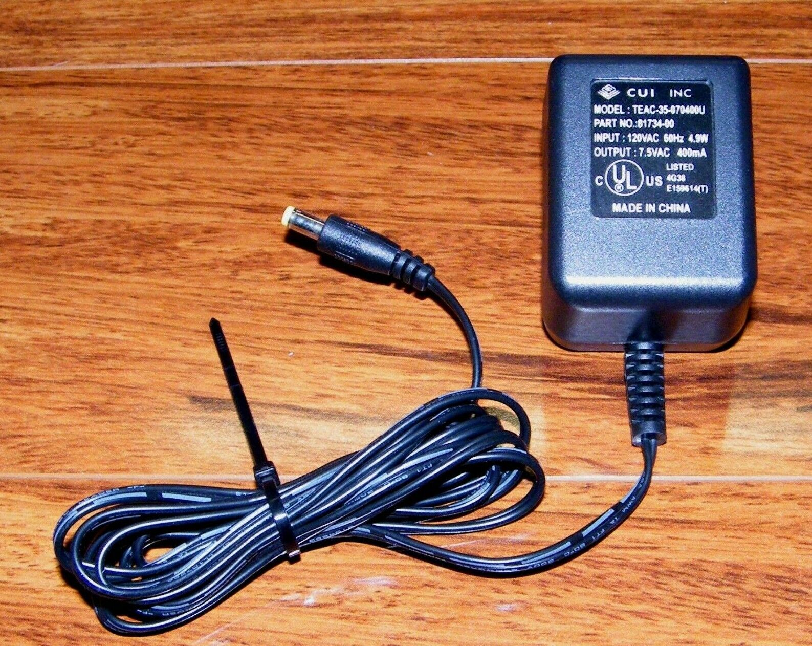 CUI Inc (TEAC-35-070400U) 7.5V 400mA 4.9W 60Hz AC Adapter Power Supply Charger Country/Region of Manufacture: China T CUI Inc (TEAC-35-070400U) 7.5V 400mA 4.9W 60Hz AC Adapter Power Supply Charger Country/Region of Manufacture: China T