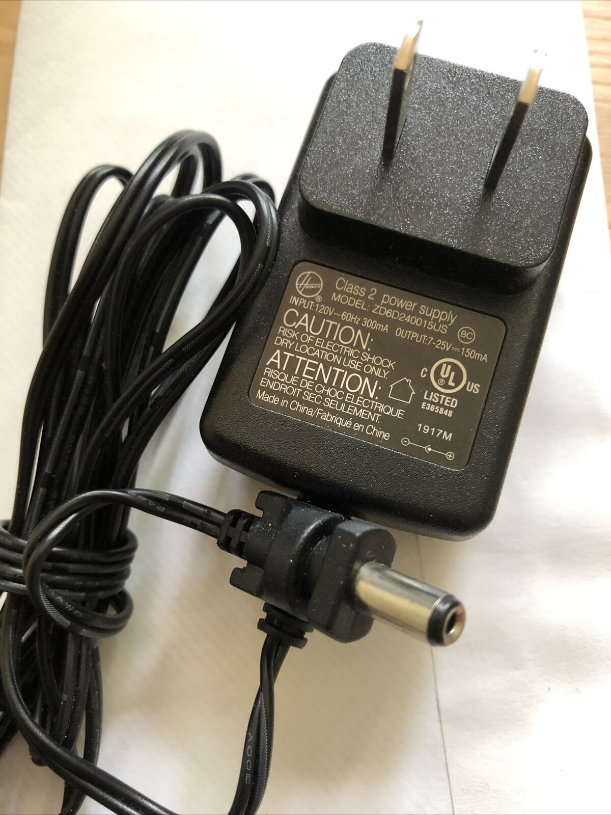 5FT AC Adapter 265 Hoover 440009553 YLJXA-T260040 power supply charger Brand: Hoover Type: AC/DC Adapter Compatible 5FT AC Adapter 265 Hoover 440009553 YLJXA-T260040 power supply charger Brand: Hoover Type: AC/DC Adapter Compatible