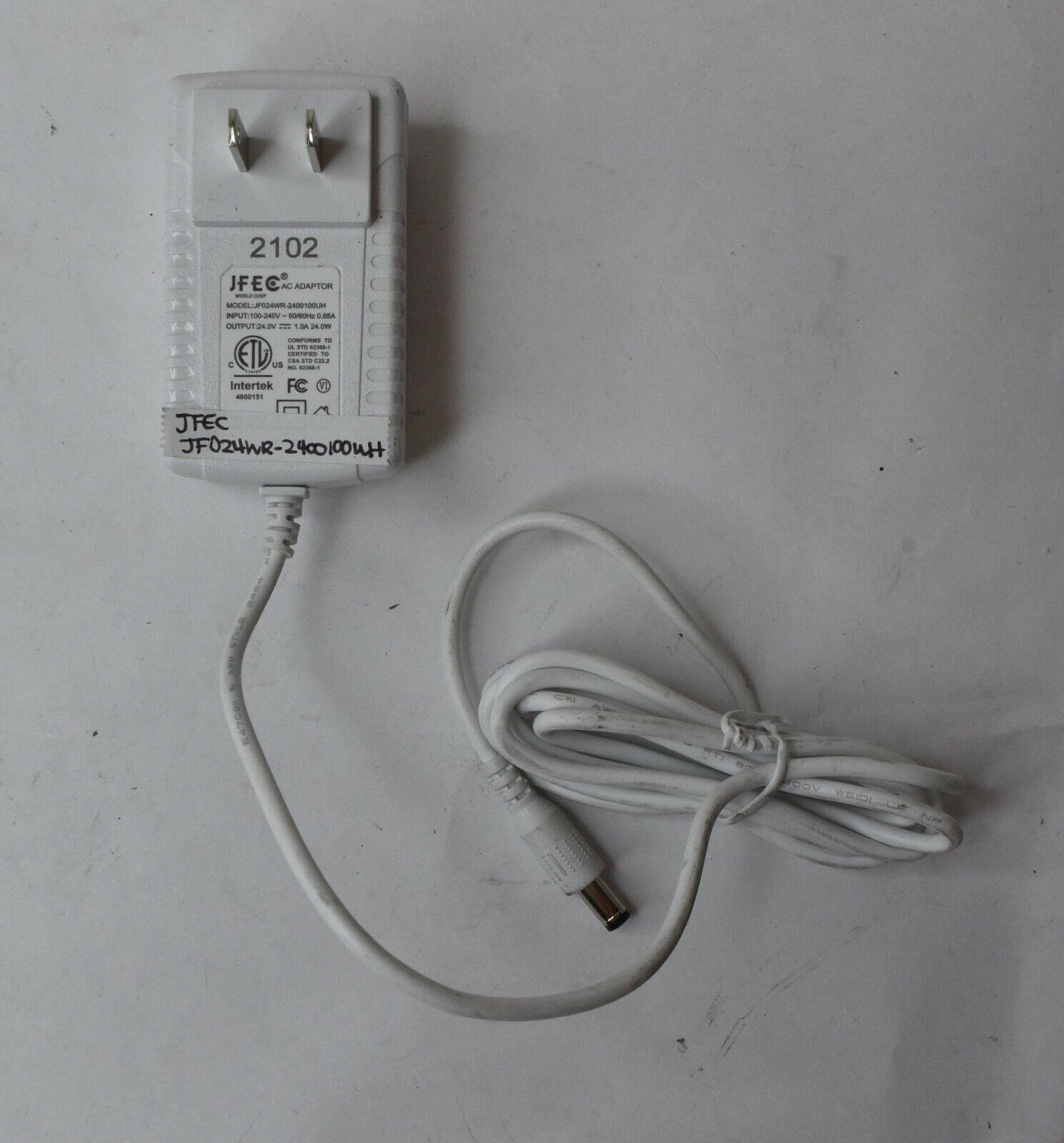 JFEC AC Adapter Power Supply Unit JF024WR-2400100UH 24V 1A 24W Output Voltage: 24 V Brand: JFEC Type: Adapter JFE JFEC AC Adapter Power Supply Unit JF024WR-2400100UH 24V 1A 24W Output Voltage: 24 V Brand: JFEC Type: Adapter JFE