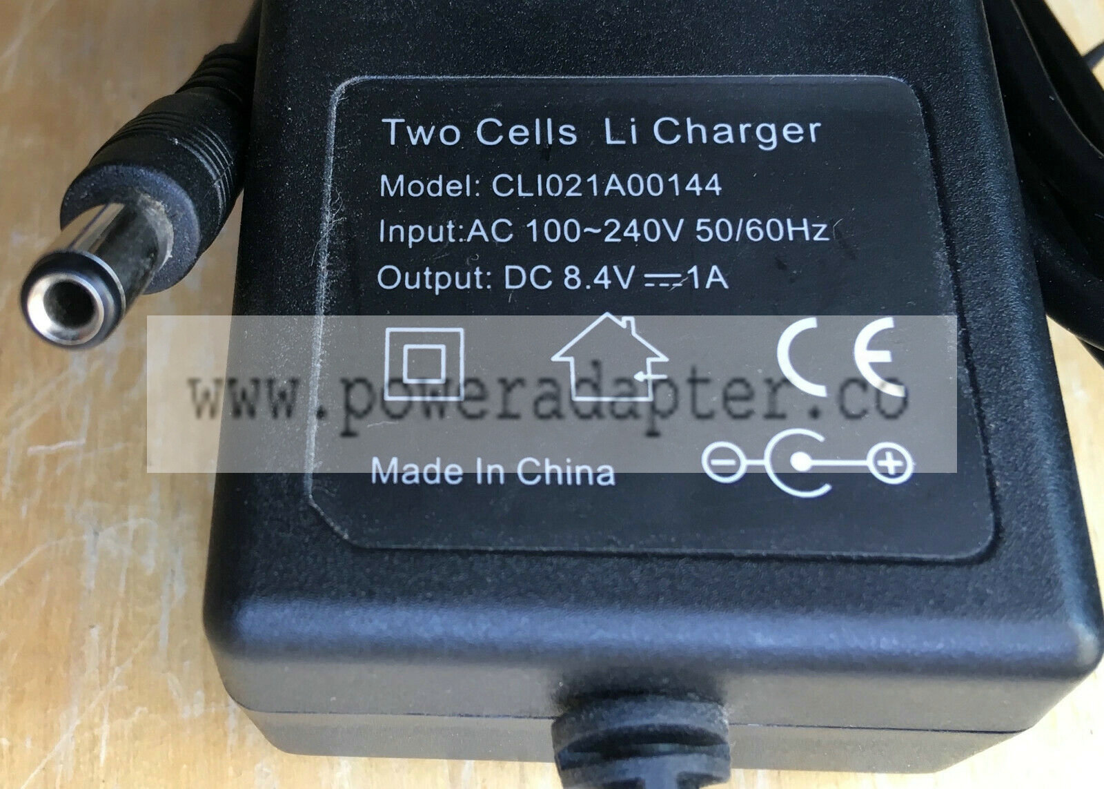 Two Cells LI 8.4V DC 1A Charger CLI021A00144 for Bike Light Two Cells LI 8.4V DC 1A Charger CLI021A00144 for Bike Lig Two Cells LI 8.4V DC 1A Charger CLI021A00144 for Bike Light Two Cells LI 8.4V DC 1A Charger CLI021A00144 for Bike Lig