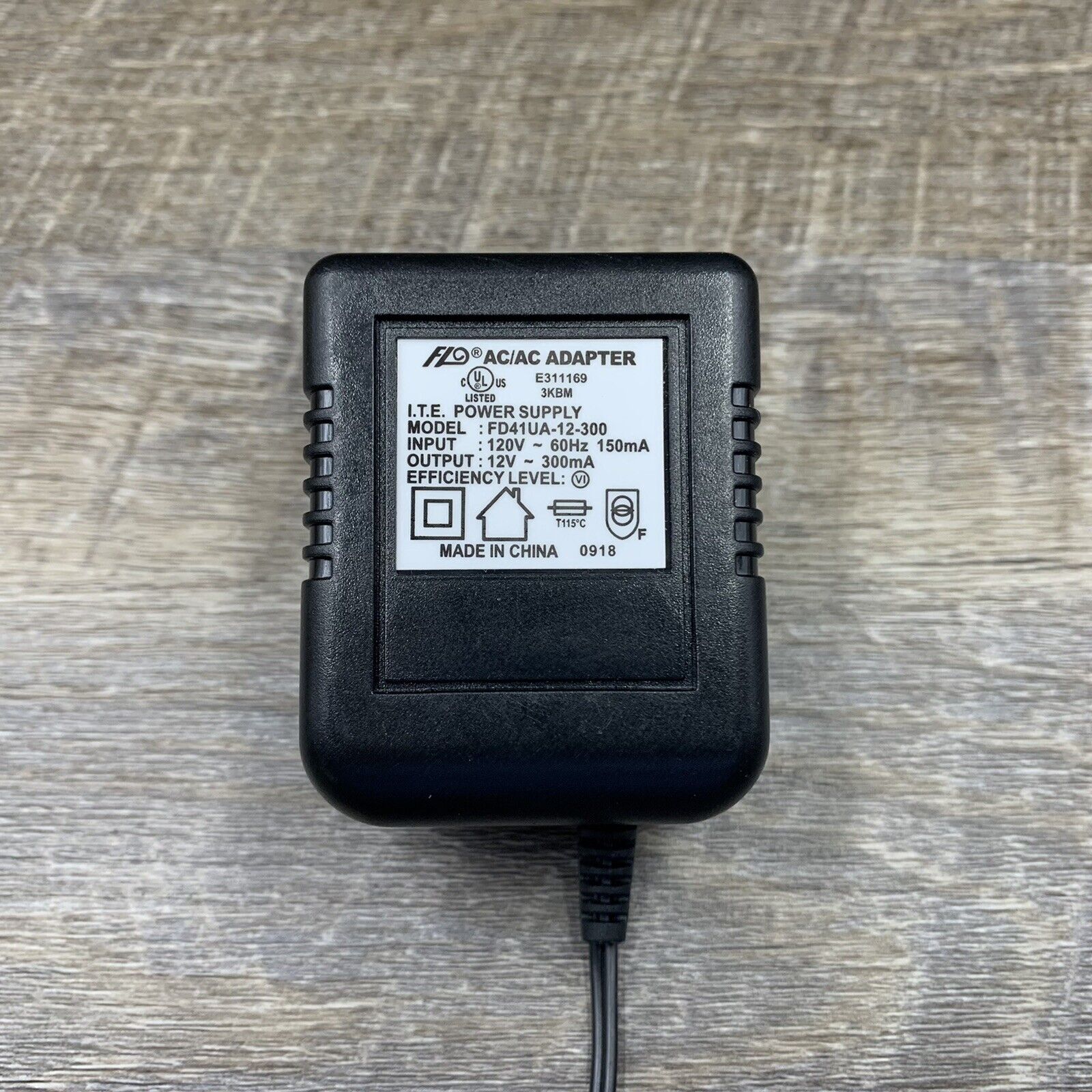 FLO AC Adapter Model FD41UA-12-300 12V 300mA Power Supply Charger Brand: FLO Type: AC/AC Adapter Connection Split/Du FLO AC Adapter Model FD41UA-12-300 12V 300mA Power Supply Charger Brand: FLO Type: AC/AC Adapter Connection Split/Du